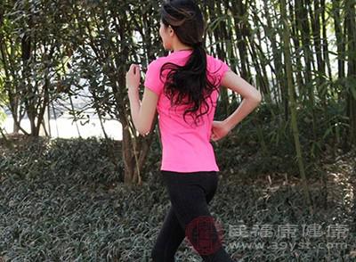為什么說過度運動并非好事 了解清楚后再運動-易網健康<a href=http://www.xllyou.com/jkys/ target=_blank class=infotextkey>養生</a>網 為什么說過度運動并非好事 了解清楚后再運動