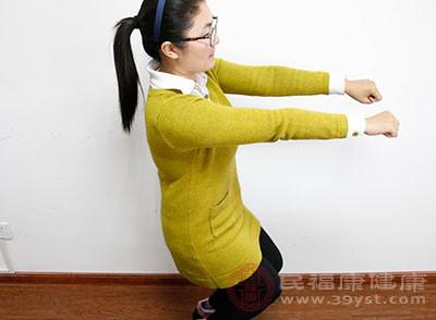 愛運動的人看看 6個常見動作特別傷膝蓋 很多人不知情