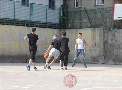 愛運動的人看看 6個常見動作特別傷膝蓋 很多人不知情