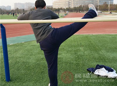 早上運動好還是晚上運動好 時間選得不對 身體也許會有麻煩-易網<a href=http://www.xllyou.com/ target=_blank class=infotextkey>健康養生</a>網 早上運動好還是晚上運動好 時間選得不對 身體也許會有麻煩