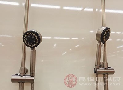 早上運動好還是晚上運動好 時間選得不對 身體也許會有麻煩-易網健康養生網 早上運動好還是晚上運動好 時間選得不對 身體也許會有麻煩