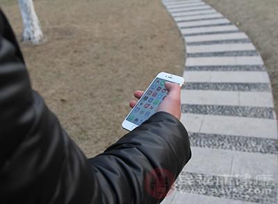 經常鍛煉和不愛鍛煉的人有何區別 男子用實際行動告訴你