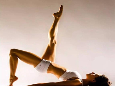 普拉提是什么運(yùn)動(dòng)?這幾個(gè)經(jīng)典動(dòng)作帶你入門(一)-易網(wǎng)健康養(yǎng)生網(wǎng) 普拉提是什么運(yùn)動(dòng)?這幾個(gè)經(jīng)典動(dòng)作帶你入門(一)