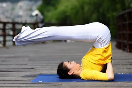 瑜伽要練多久才有氣質 需要天天習練嗎-易網健康養生網 瑜伽要練多久才有氣質 需要天天習練嗎