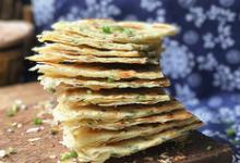 千層蔥油餅（餃子皮版）#2018年歷有你#的做法-蔥香味煎菜譜