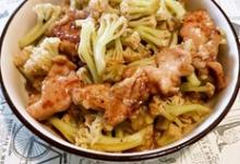 有機(jī)菜花炒肉的做法-咸鮮味炒菜譜