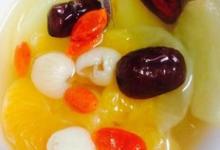 蘋果桔子桂圓紅棗枸杞湯的做法-酸甜味煮菜譜