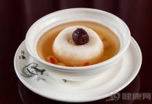 秋季潤肺佳品:川貝雪梨燉豬肺