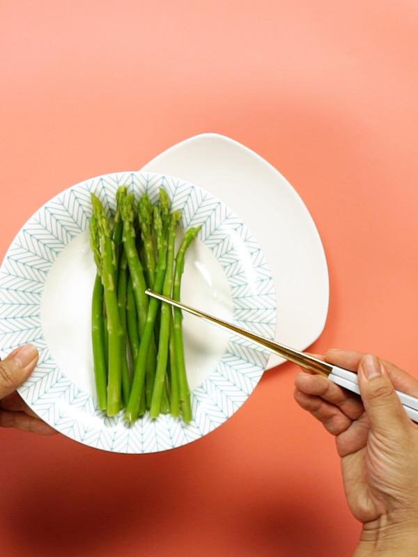 鮮味油淋蘆筍的做法-家常味燉菜譜 鮮味油淋蘆筍的做法-家常味燉菜譜