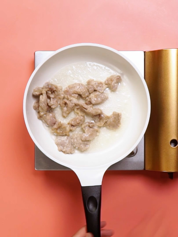 洋蔥炒牛肉的做法-家常味炒菜譜 洋蔥炒牛肉的做法-家常味炒菜譜