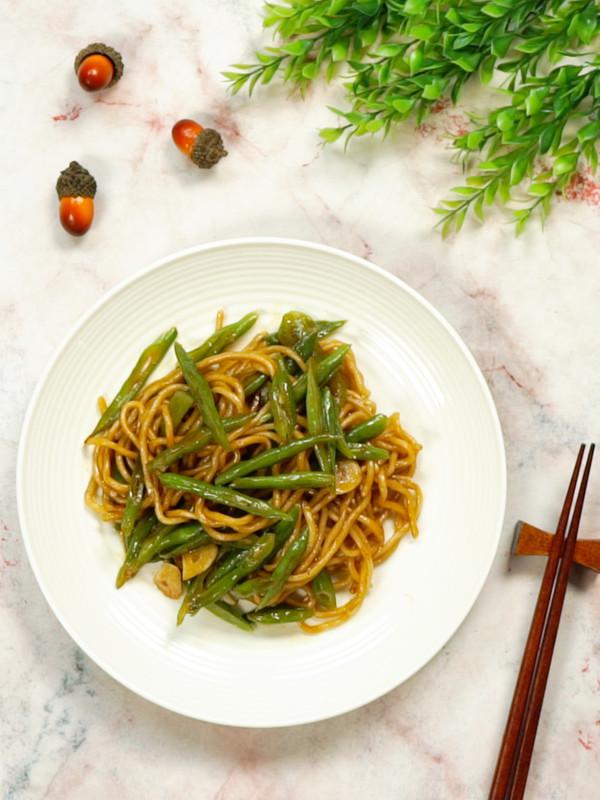 家常燜面的做法-家常味燜菜譜