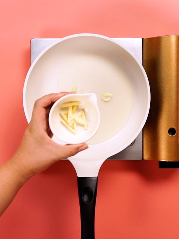 老干媽炒香干的做法-家常味炒菜譜 老干媽炒香干的做法-家常味炒菜譜