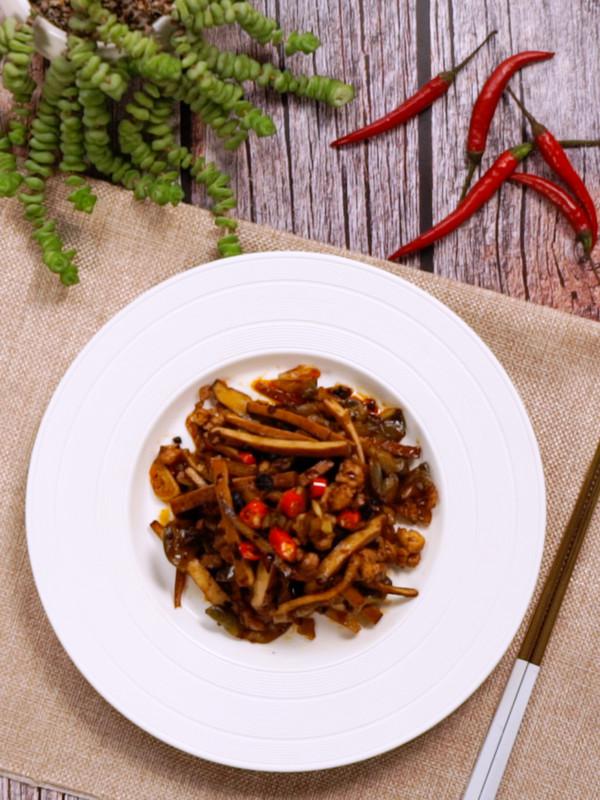 老干媽炒香干的做法-家常味炒菜譜 老干媽炒香干的做法-家常味炒菜譜