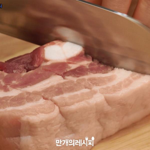 紅酒烤五花肉的做法-其它口味烤菜譜-易網(wǎng)健康養(yǎng)生網(wǎng) 紅酒烤五花肉的做法-其它口味烤菜譜