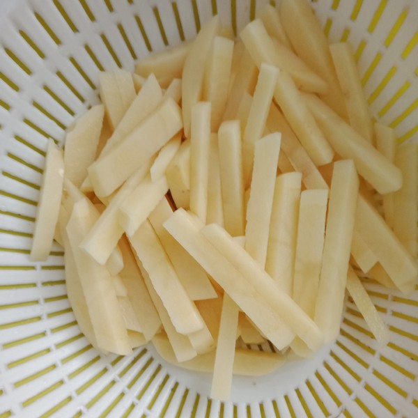 香脆薯條的做法-茄汁味炸菜譜