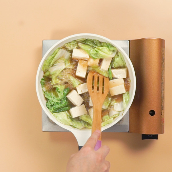 白菜豆腐湯的做法-家常味煮菜譜-易網健康養生網 白菜豆腐湯的做法-家常味煮菜譜