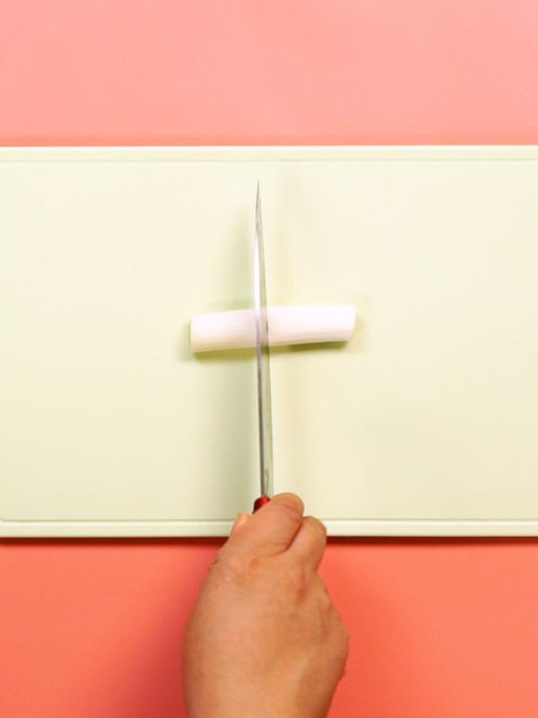 牛腩燉蘿卜的做法-咸鮮味燉菜譜-易網健康養生網 牛腩燉蘿卜的做法-咸鮮味燉菜譜