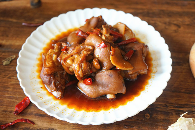 香辣鹵鴨掌的做法-家常味煮菜譜