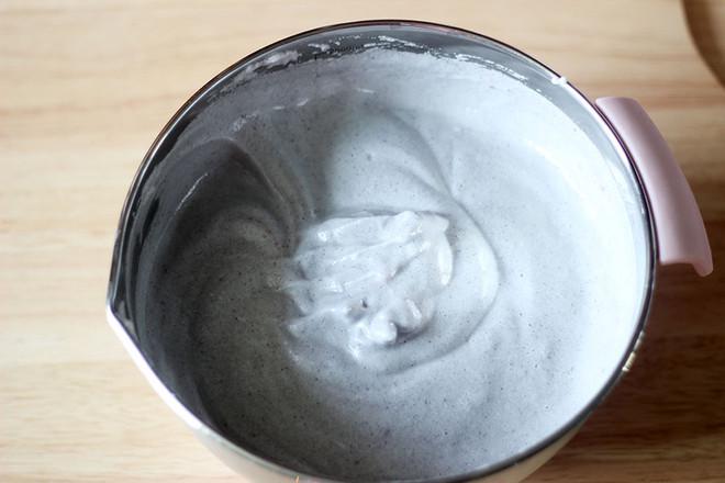 黑穗醋栗仙女蛋糕卷的做法-酸甜味烘焙菜譜-易網健康養生網 黑穗醋栗仙女蛋糕卷的做法-酸甜味烘焙菜譜