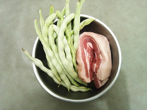 豆角鍋粘卷子的做法-家常味燉菜譜-易網健康養生網 豆角鍋粘卷子的做法-家常味燉菜譜