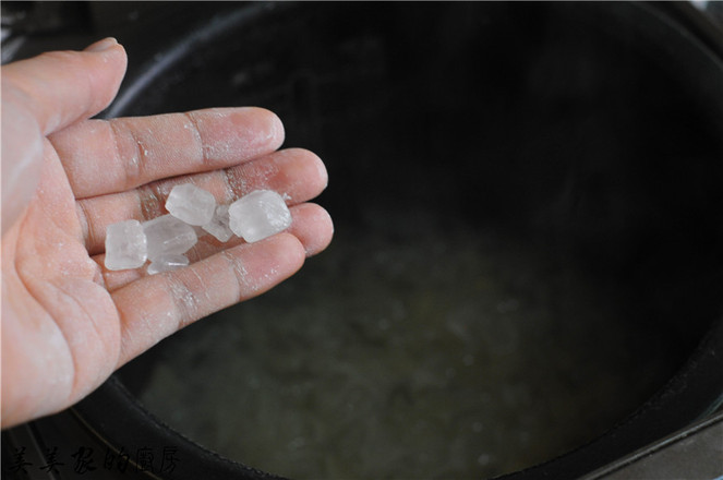 冰糖湘蓮的做法-甜味煮菜譜-易網健康養生網 冰糖湘蓮的做法-甜味煮菜譜