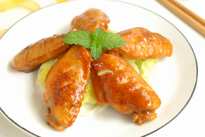 蠔油燜雞翅的做法-家常味燜菜譜-易網(wǎng)健康養(yǎng)生網(wǎng) 蠔油燜雞翅的做法-家常味燜菜譜