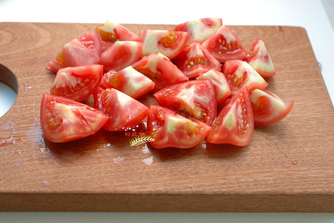 砂鍋牛腩的做法-家常味燉菜譜-易網健康養生網 砂鍋牛腩的做法-家常味燉菜譜