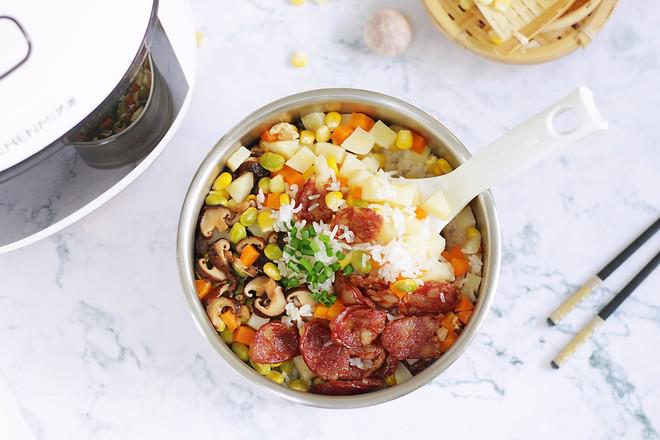 臘腸土豆脫糖飯的做法-咸鮮味蒸菜譜