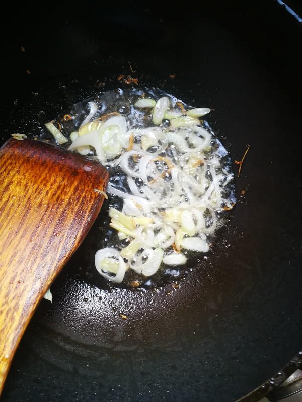 西芹蝦仁的做法-家常味炒菜譜-易網健康養生網 西芹蝦仁的做法-家常味炒菜譜