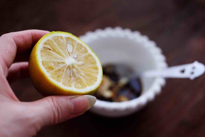 辣根溫拌秋葵毛蛤的做法-芥末味拌菜譜-易網健康養生網 辣根溫拌秋葵毛蛤的做法-芥末味拌菜譜