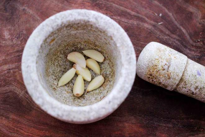 辣根溫拌秋葵毛蛤的做法-芥末味拌菜譜-易網健康養生網 辣根溫拌秋葵毛蛤的做法-芥末味拌菜譜