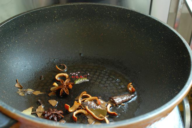 砂鍋牛腩的做法-家常味燉菜譜-易網健康養生網 砂鍋牛腩的做法-家常味燉菜譜