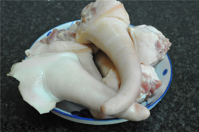 香燜豬尾巴的做法-香辣味炒菜譜