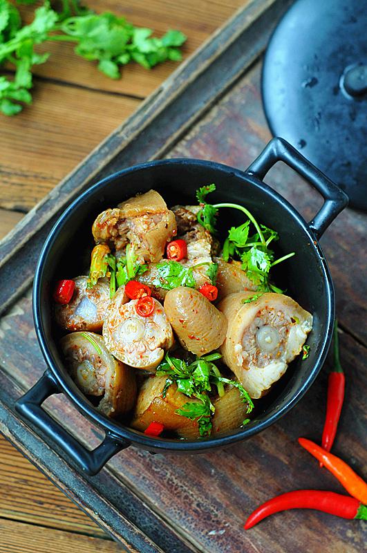 涼拌豬尾巴的做法-家常味鹵菜譜-易網健康養生網 涼拌豬尾巴的做法-家常味鹵菜譜