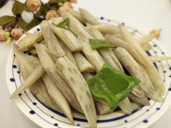 清炒藕帶的做法-咸鮮味炒菜譜-易網(wǎng)健康養(yǎng)生網(wǎng) 清炒藕帶的做法-咸鮮味炒菜譜