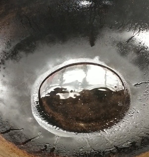 爆炒南瓜尖的做法-咸鮮味炒菜譜-易網健康養生網 爆炒南瓜尖的做法-咸鮮味炒菜譜