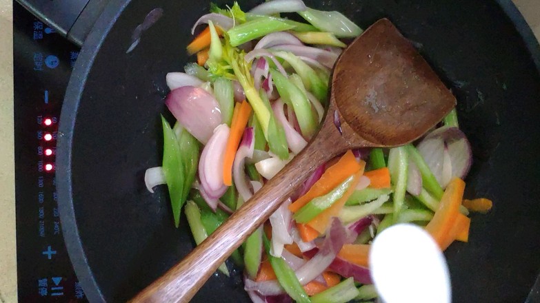 盛夏的美食的做法-家常味炒菜譜