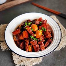 五花肉燉鵪鶉蛋的做法-咸鮮味燉菜譜