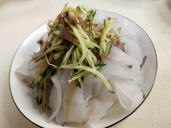 青瓜涼粉皮的做法-咸鮮味拌菜譜-易網健康養生網 青瓜涼粉皮的做法-咸鮮味拌菜譜