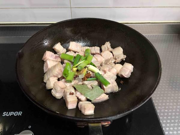 五花肉燉鵪鶉蛋的做法-咸鮮味燉菜譜-易網健康養生網 五花肉燉鵪鶉蛋的做法-咸鮮味燉菜譜