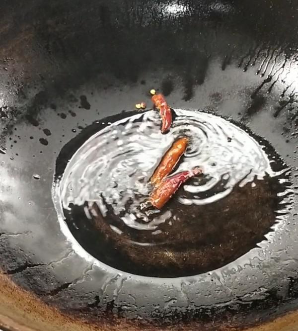 爆炒南瓜尖的做法-咸鮮味炒菜譜-易網健康養生網 爆炒南瓜尖的做法-咸鮮味炒菜譜