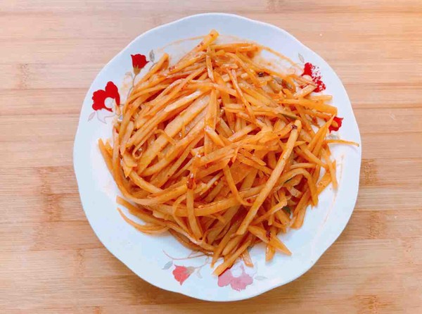 家庭版醬油土豆絲,好吃又營養的家常菜,做法簡單附詳細教程的做法-咸鮮味炒菜譜-易網健康養生網 家庭版醬油土豆絲,好吃又營養的家常菜,做法簡單附詳細教程的做法-咸鮮味炒菜譜