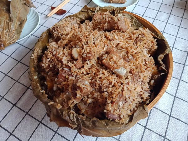 荷葉粉蒸排骨的做法-咸鮮味蒸菜譜-易網(wǎng)健康養(yǎng)生網(wǎng) 荷葉粉蒸排骨的做法-咸鮮味蒸菜譜