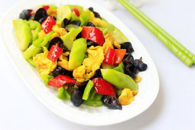 絲瓜木耳炒雞蛋的做法-咸鮮味炒菜譜-易網(wǎng)健康養(yǎng)生網(wǎng) 絲瓜木耳炒雞蛋的做法-咸鮮味炒菜譜