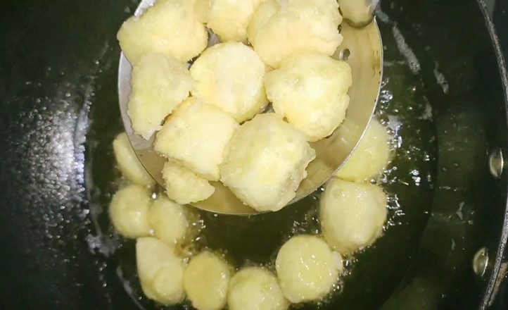 紅燒日本豆腐的做法-酸甜味燒菜譜-易網健康養生網 紅燒日本豆腐的做法-酸甜味燒菜譜