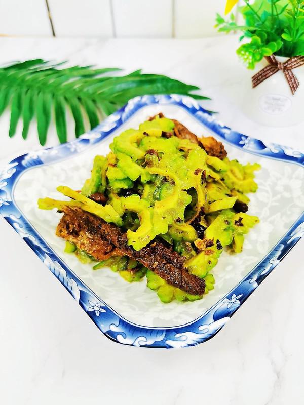 豆豉鯪魚拌苦瓜的做法-其它口味拌菜譜-易網健康養生網 豆豉鯪魚拌苦瓜的做法-其它口味拌菜譜