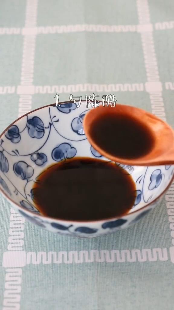 虎皮青椒的做法-家常味炒菜譜