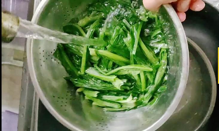 澆汁油麥菜的做法-咸鮮味其它工藝菜譜-易網健康養生網 澆汁油麥菜的做法-咸鮮味其它工藝菜譜