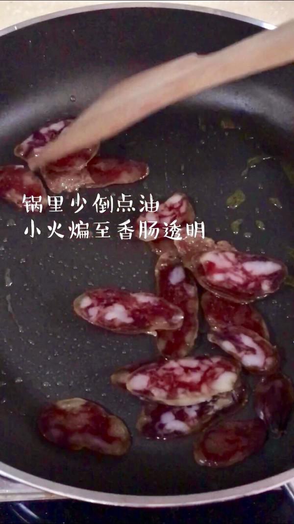 臘腸炒芥藍(lán)的做法-咸鮮味炒菜譜-易網(wǎng)健康養(yǎng)生網(wǎng) 臘腸炒芥藍(lán)的做法-咸鮮味炒菜譜