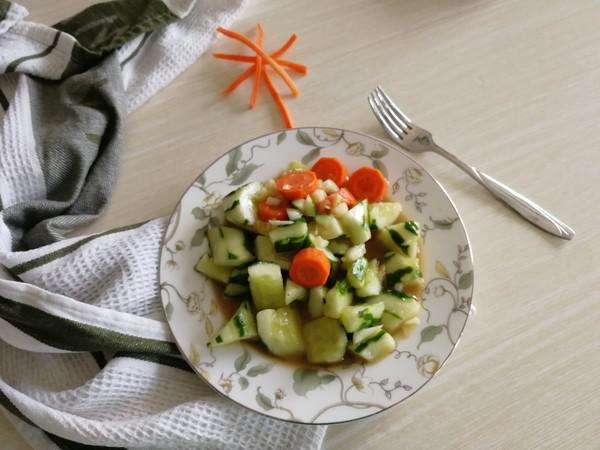 蒜泥拍黃瓜的做法-咸鮮味拌菜譜